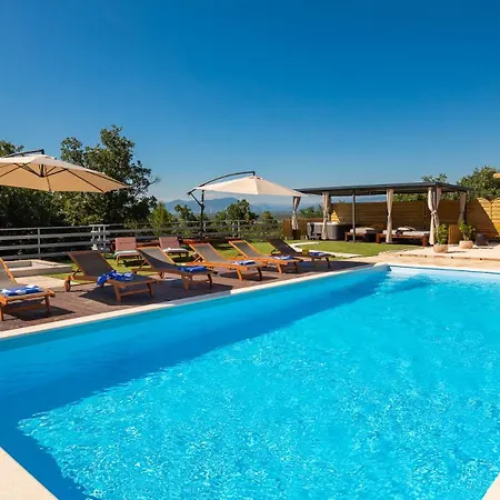 Villa Perva *