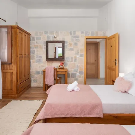 Villa Perva Lukar